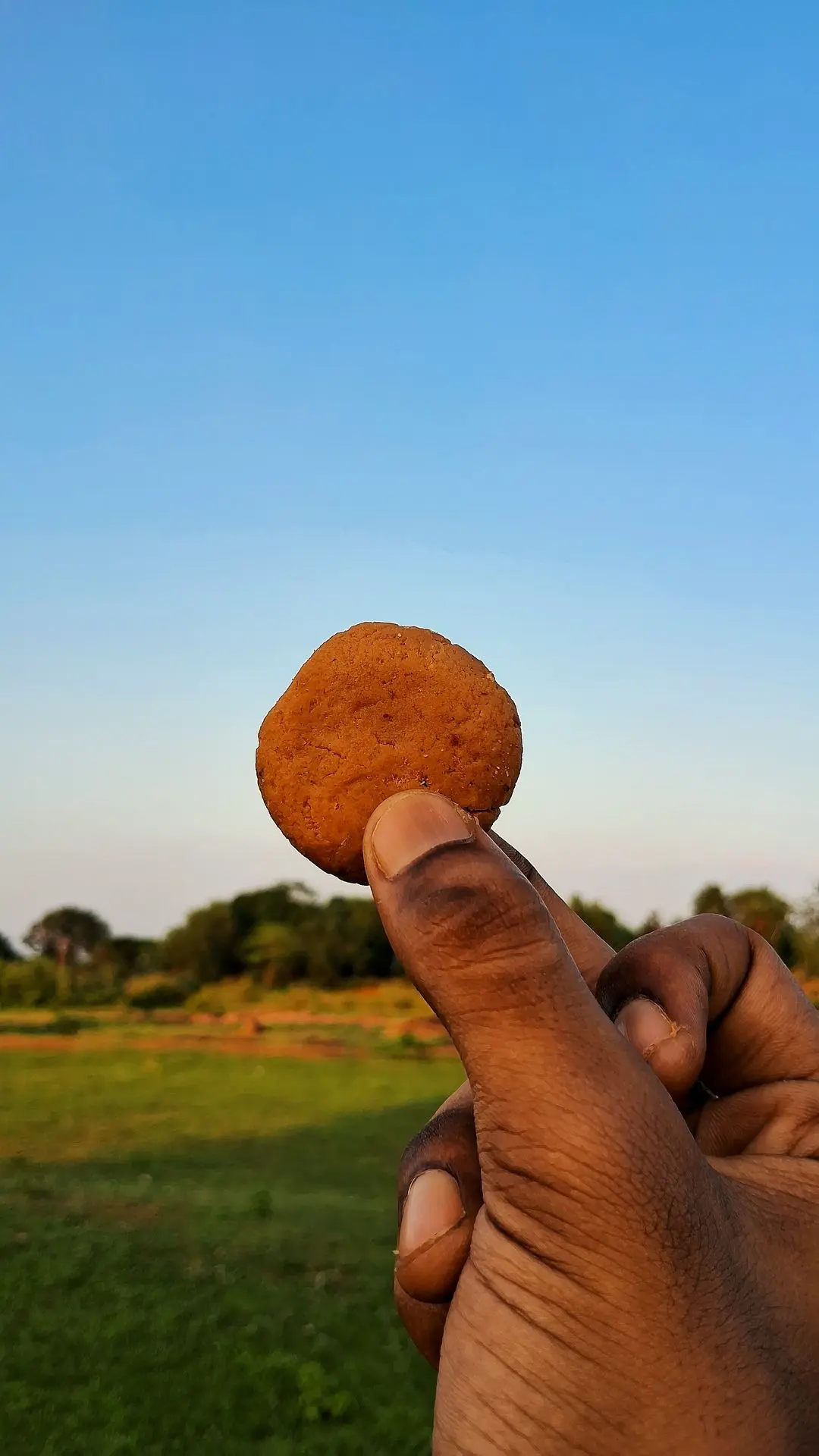 Peda in hand
